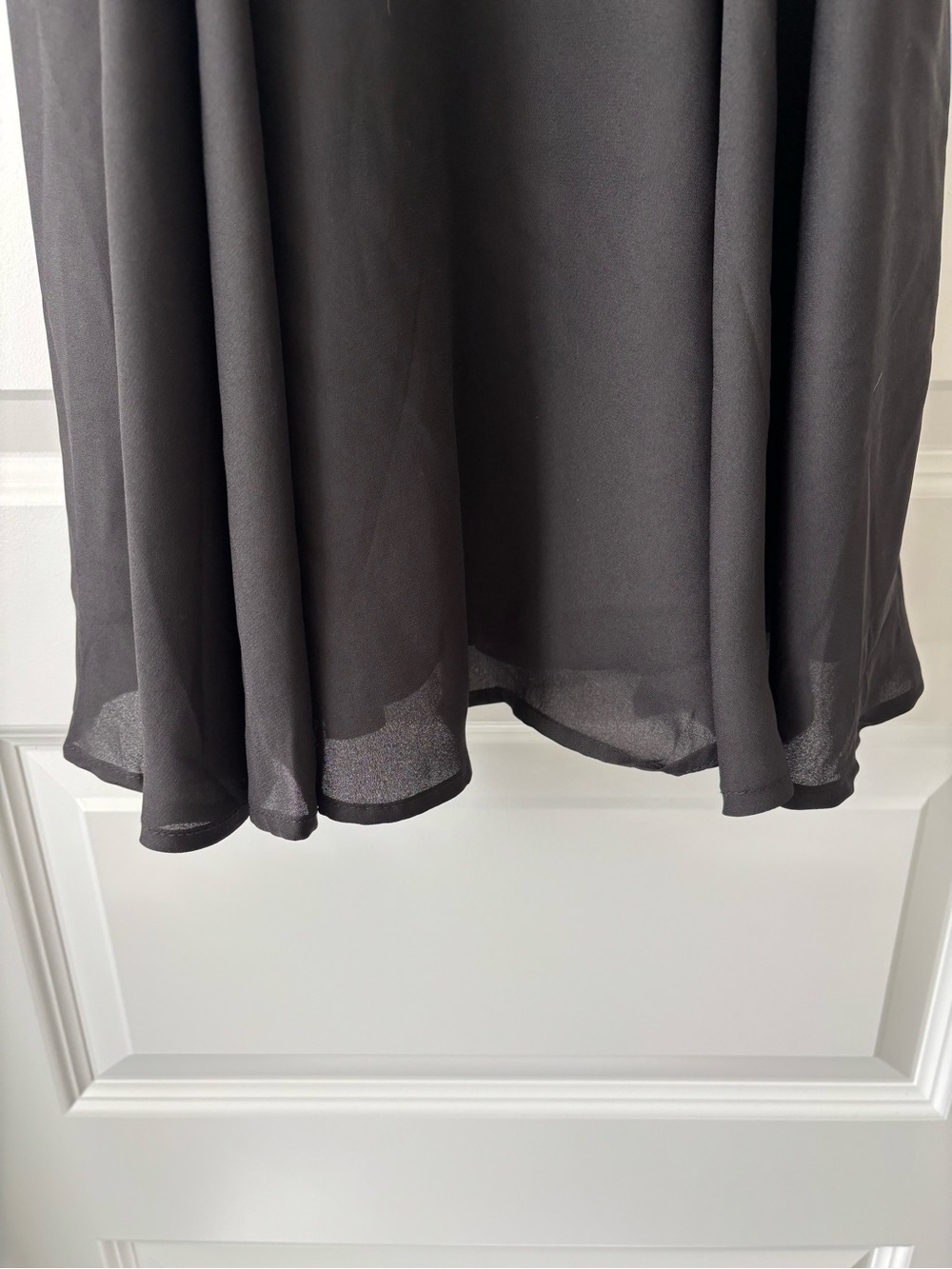 LuLu’s Black Strappy Cage Back Flowy Mini Dress Size M - Picture 3 of 6